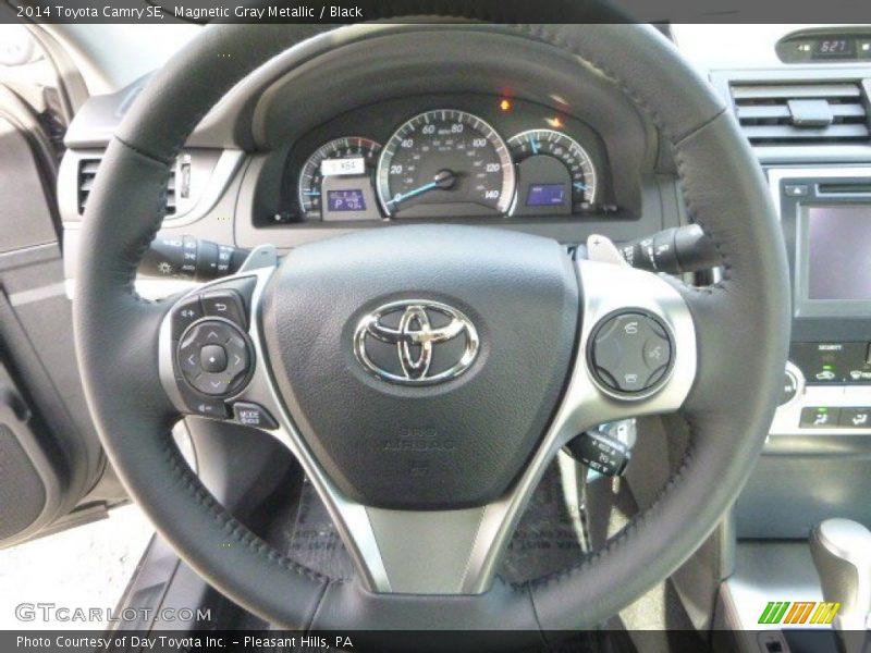 Magnetic Gray Metallic / Black 2014 Toyota Camry SE