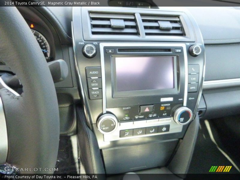 Magnetic Gray Metallic / Black 2014 Toyota Camry SE