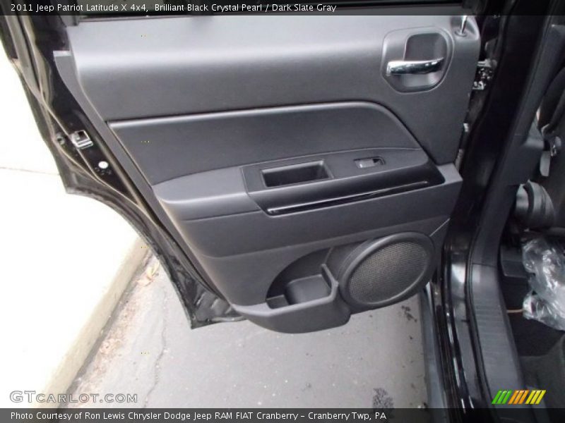 Brilliant Black Crystal Pearl / Dark Slate Gray 2011 Jeep Patriot Latitude X 4x4