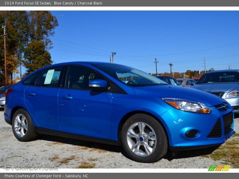 Blue Candy / Charcoal Black 2014 Ford Focus SE Sedan