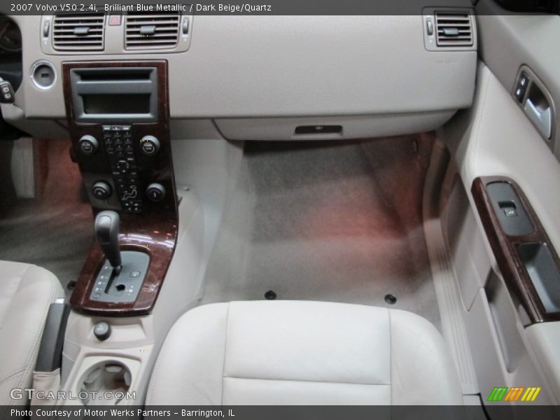 Brilliant Blue Metallic / Dark Beige/Quartz 2007 Volvo V50 2.4i