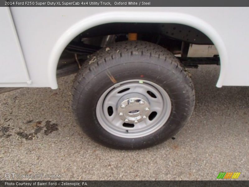  2014 F250 Super Duty XL SuperCab 4x4 Utility Truck Wheel