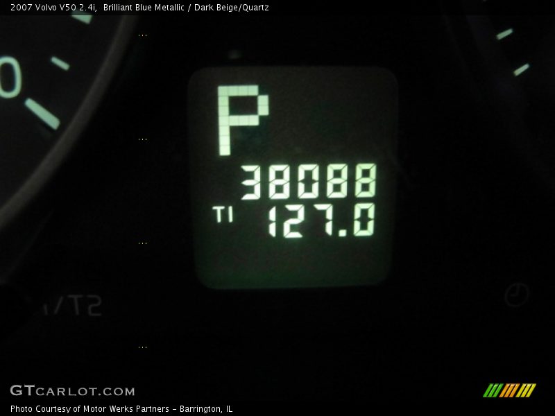 Brilliant Blue Metallic / Dark Beige/Quartz 2007 Volvo V50 2.4i
