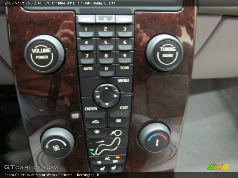 Brilliant Blue Metallic / Dark Beige/Quartz 2007 Volvo V50 2.4i