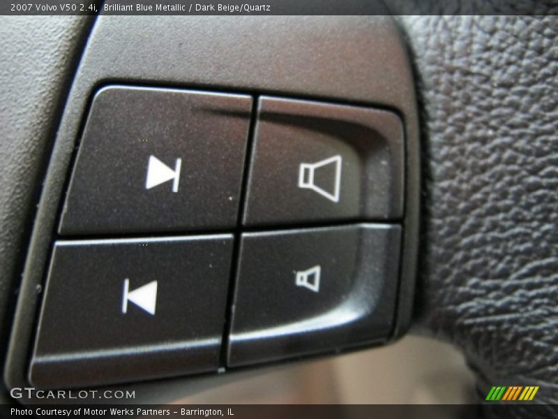 Brilliant Blue Metallic / Dark Beige/Quartz 2007 Volvo V50 2.4i
