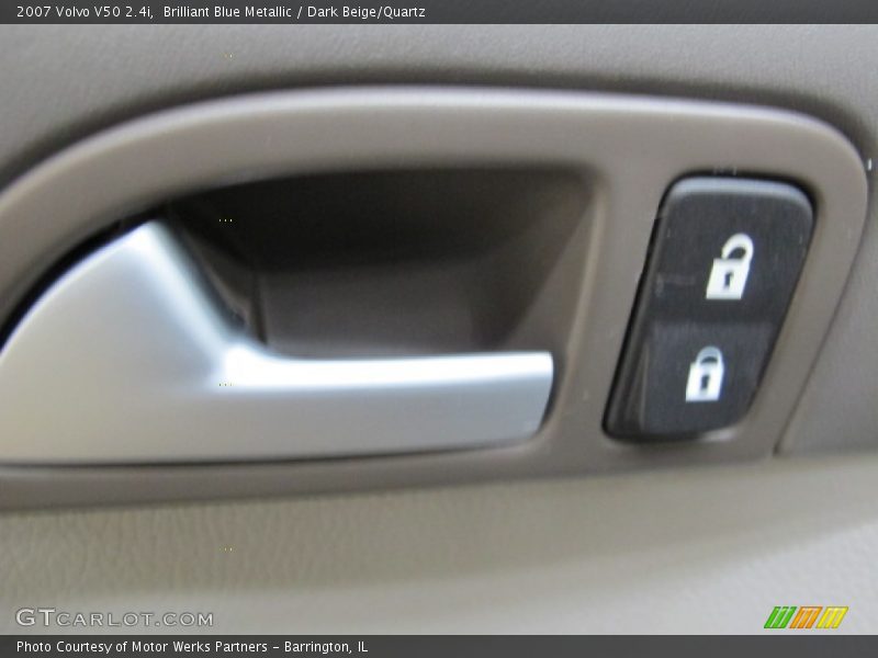 Brilliant Blue Metallic / Dark Beige/Quartz 2007 Volvo V50 2.4i