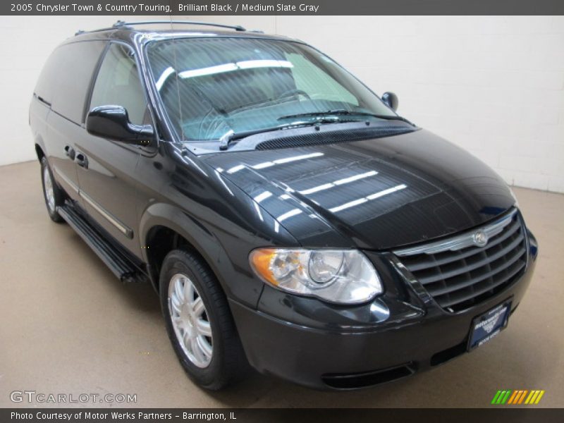 Brilliant Black / Medium Slate Gray 2005 Chrysler Town & Country Touring