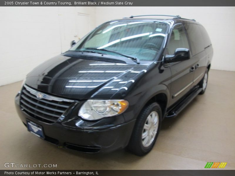 Brilliant Black / Medium Slate Gray 2005 Chrysler Town & Country Touring