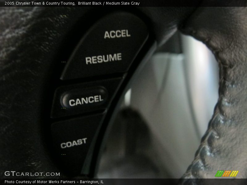 Brilliant Black / Medium Slate Gray 2005 Chrysler Town & Country Touring