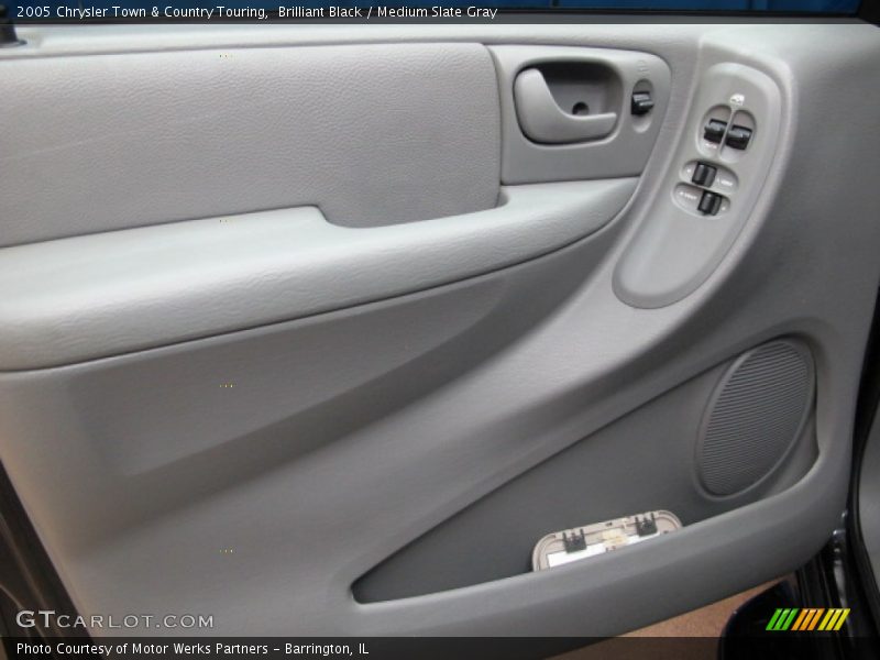 Brilliant Black / Medium Slate Gray 2005 Chrysler Town & Country Touring
