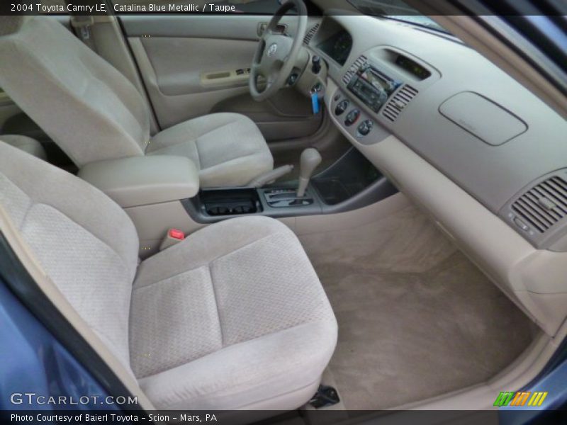 Catalina Blue Metallic / Taupe 2004 Toyota Camry LE