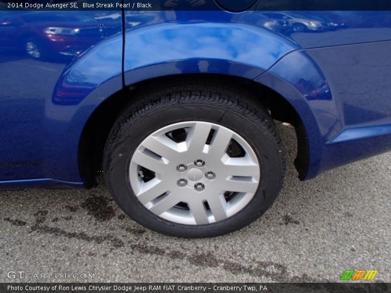 Blue Streak Pearl / Black 2014 Dodge Avenger SE