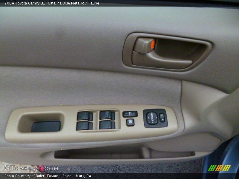 Catalina Blue Metallic / Taupe 2004 Toyota Camry LE