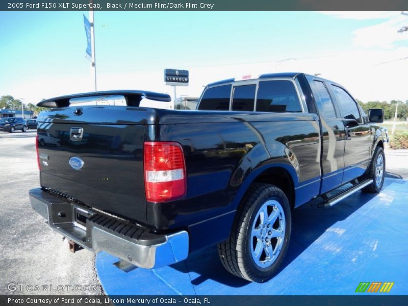 Black / Medium Flint/Dark Flint Grey 2005 Ford F150 XLT SuperCab