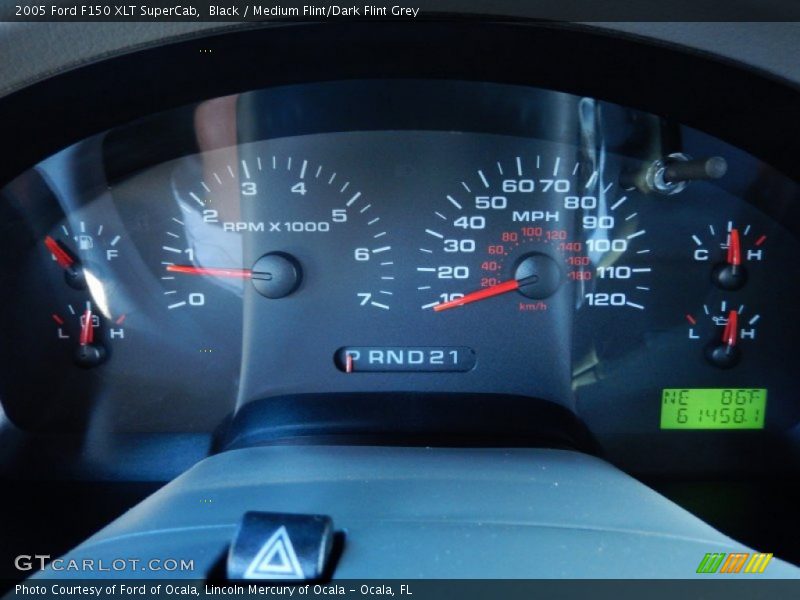 Black / Medium Flint/Dark Flint Grey 2005 Ford F150 XLT SuperCab