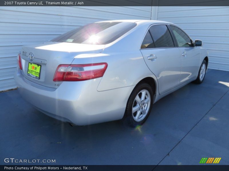 Titanium Metallic / Ash 2007 Toyota Camry LE