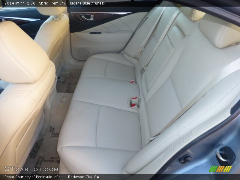Rear Seat of 2014 Q 50 Hybrid Premium