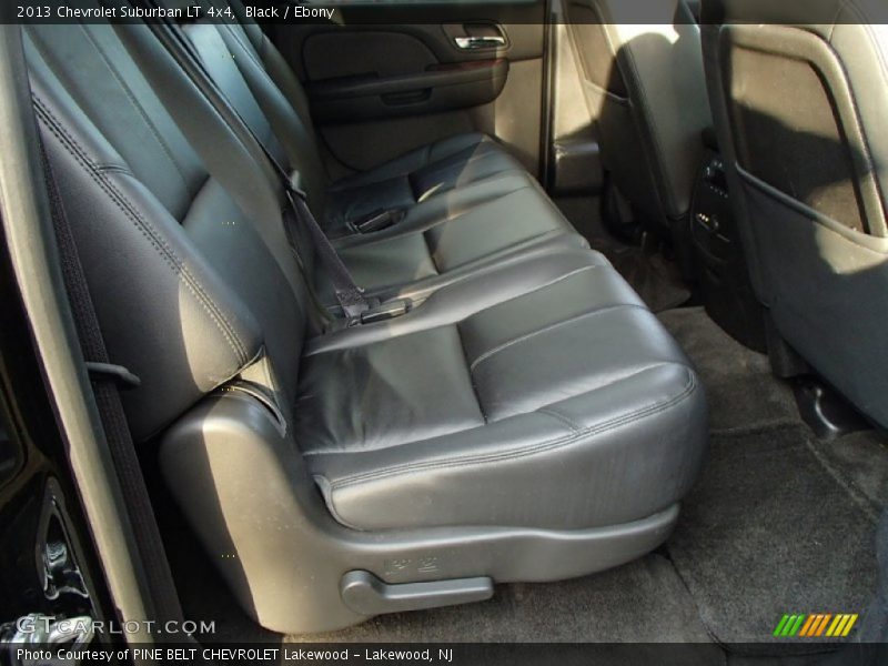 Black / Ebony 2013 Chevrolet Suburban LT 4x4