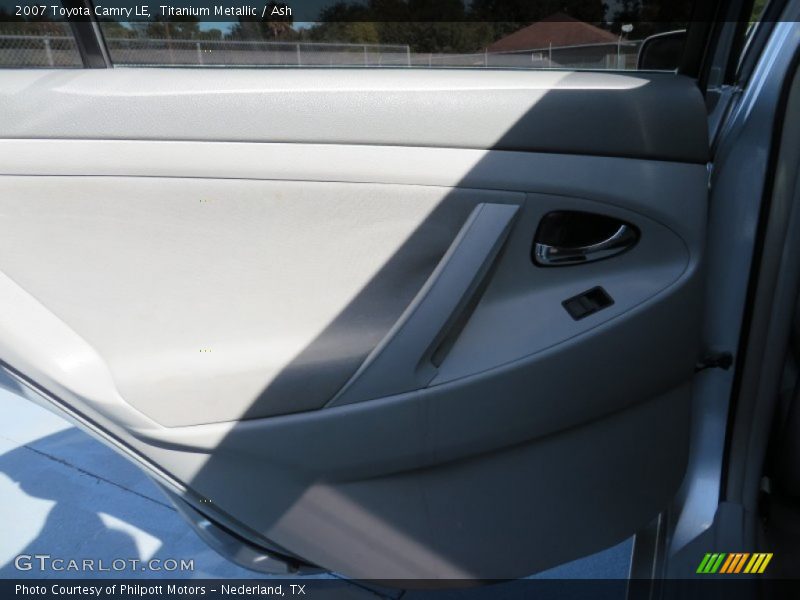 Titanium Metallic / Ash 2007 Toyota Camry LE