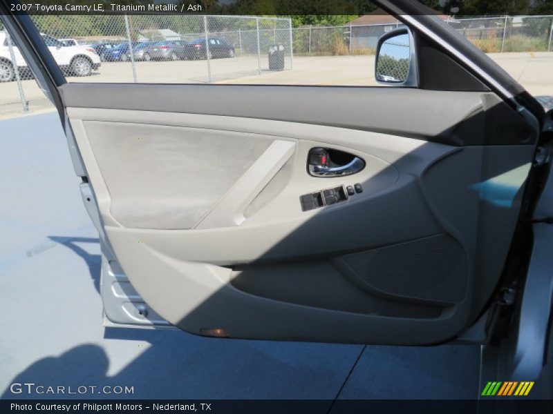 Titanium Metallic / Ash 2007 Toyota Camry LE
