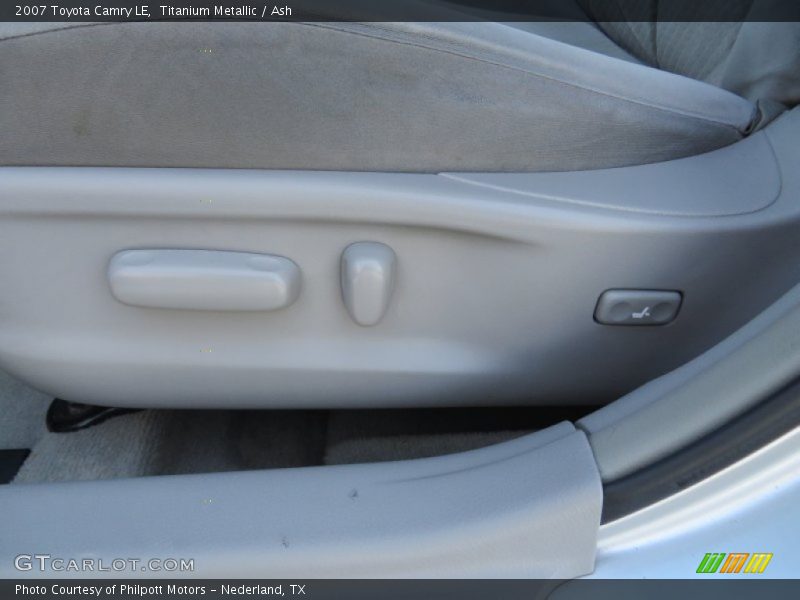 Titanium Metallic / Ash 2007 Toyota Camry LE