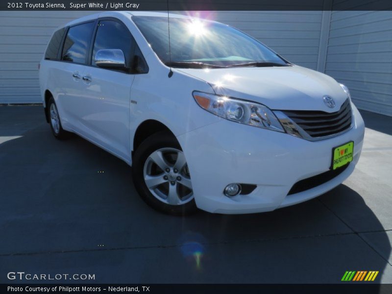 Super White / Light Gray 2012 Toyota Sienna