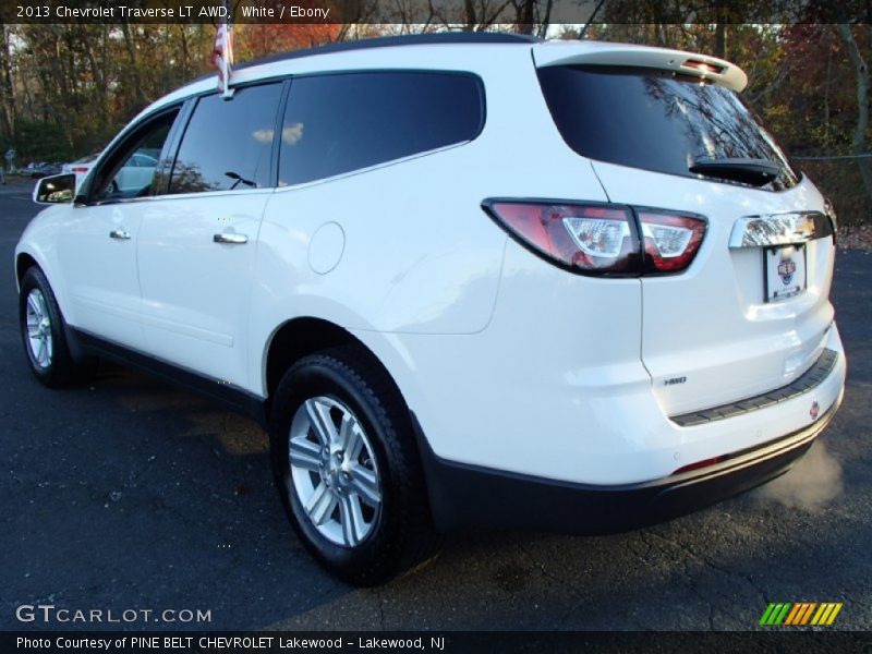 White / Ebony 2013 Chevrolet Traverse LT AWD