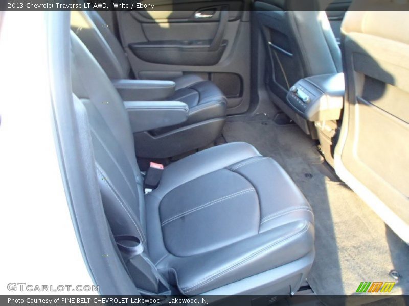 White / Ebony 2013 Chevrolet Traverse LT AWD