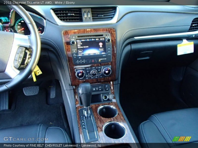 White / Ebony 2013 Chevrolet Traverse LT AWD