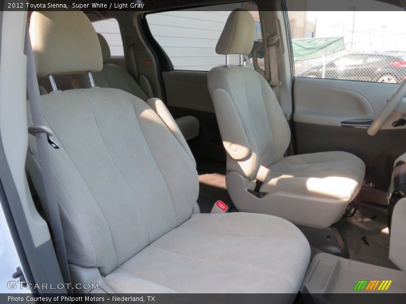 Super White / Light Gray 2012 Toyota Sienna
