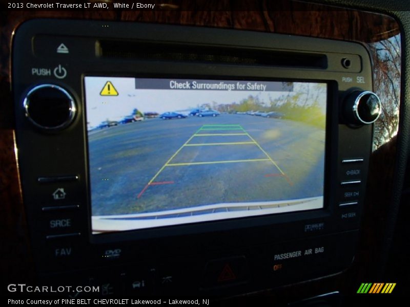White / Ebony 2013 Chevrolet Traverse LT AWD
