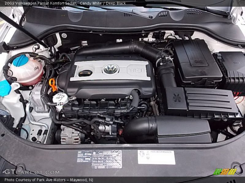 Candy White / Deep Black 2009 Volkswagen Passat Komfort Sedan