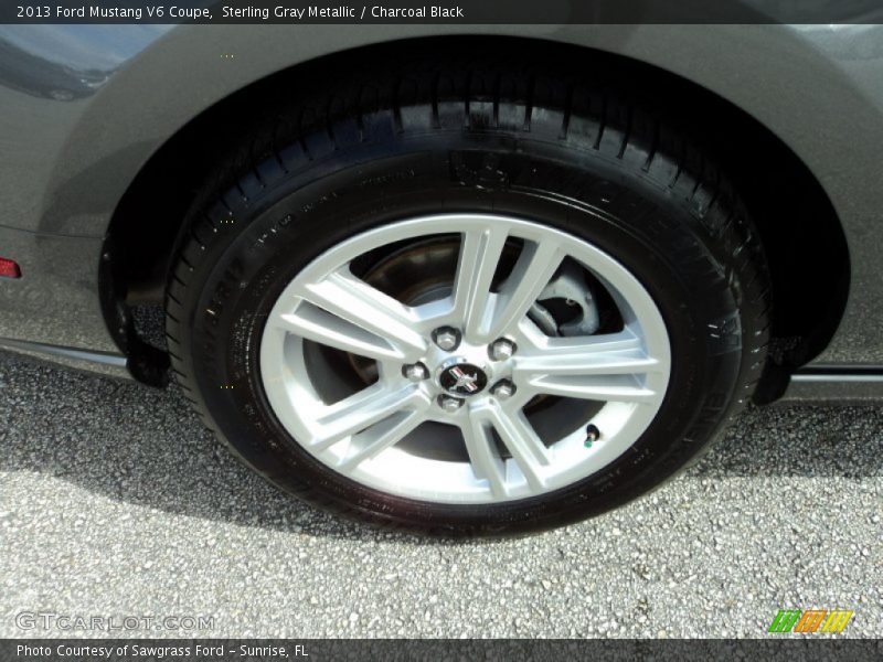 Sterling Gray Metallic / Charcoal Black 2013 Ford Mustang V6 Coupe