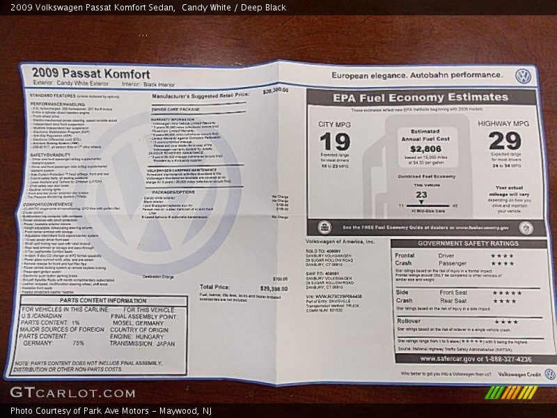 Candy White / Deep Black 2009 Volkswagen Passat Komfort Sedan