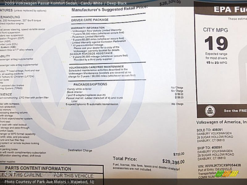 Candy White / Deep Black 2009 Volkswagen Passat Komfort Sedan