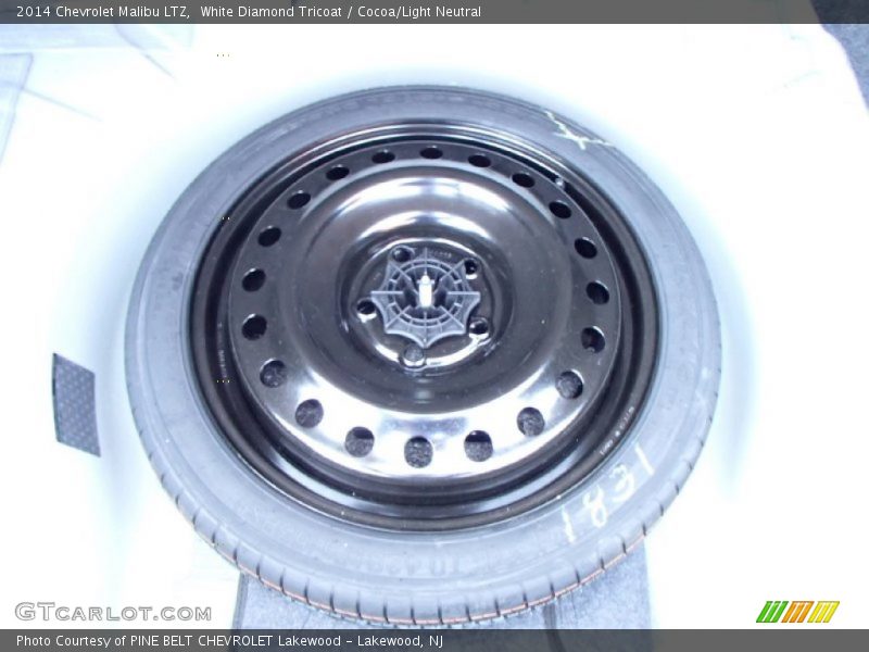 White Diamond Tricoat / Cocoa/Light Neutral 2014 Chevrolet Malibu LTZ