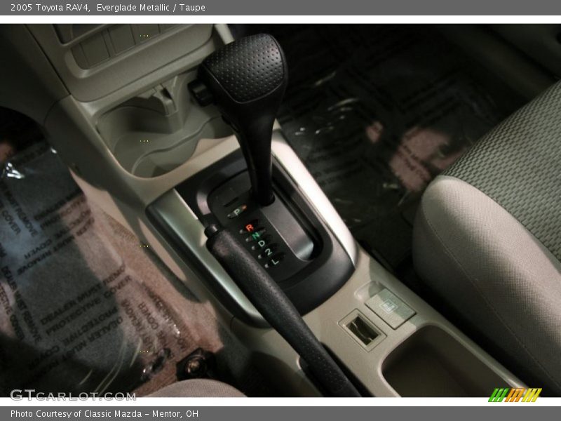 Everglade Metallic / Taupe 2005 Toyota RAV4