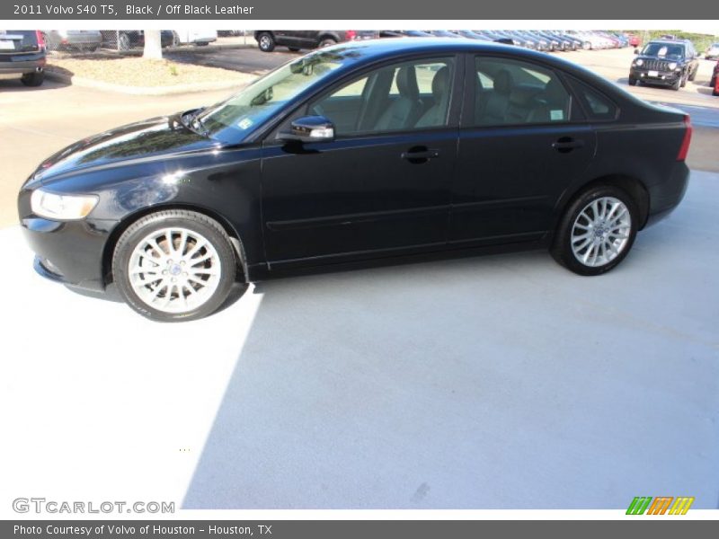 Black / Off Black Leather 2011 Volvo S40 T5
