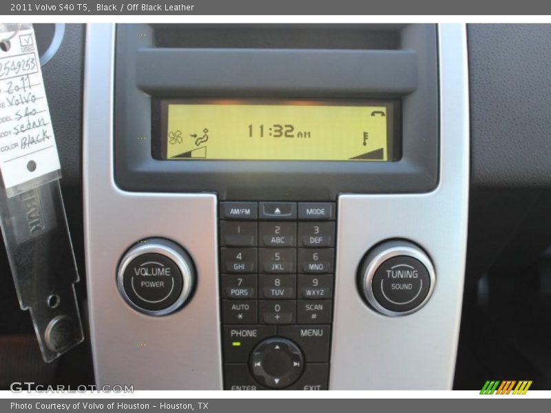 Black / Off Black Leather 2011 Volvo S40 T5