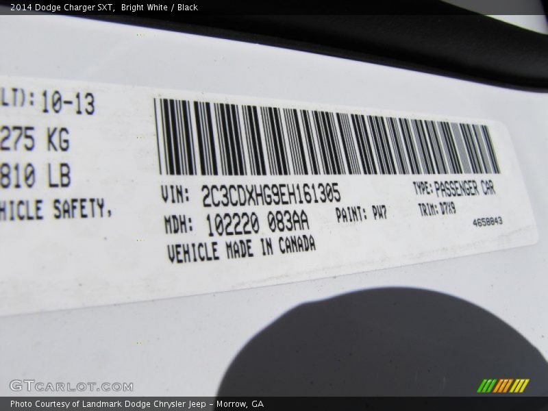 Bright White / Black 2014 Dodge Charger SXT