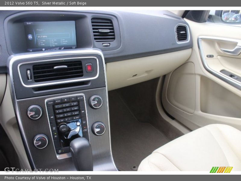 Silver Metallic / Soft Beige 2012 Volvo S60 T5