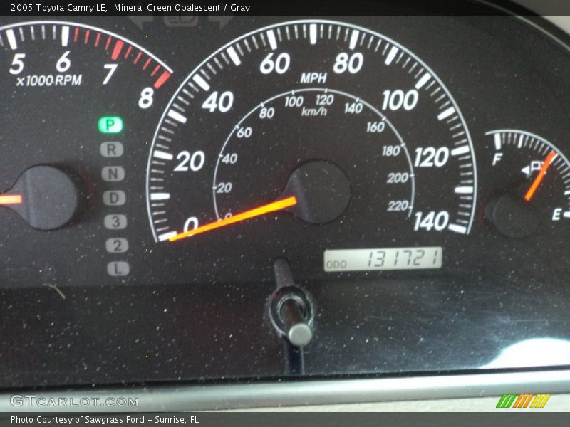 Mineral Green Opalescent / Gray 2005 Toyota Camry LE