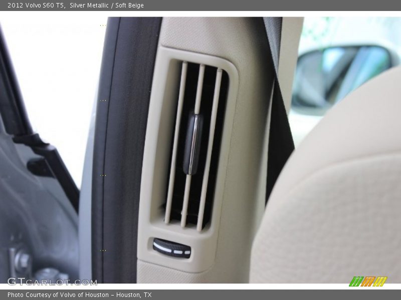 Silver Metallic / Soft Beige 2012 Volvo S60 T5