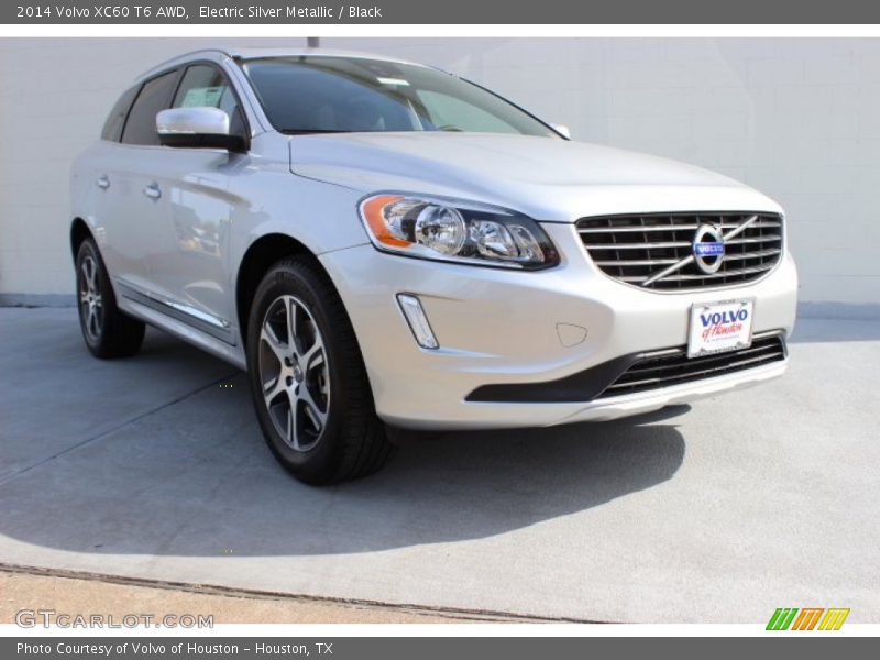 Electric Silver Metallic / Black 2014 Volvo XC60 T6 AWD