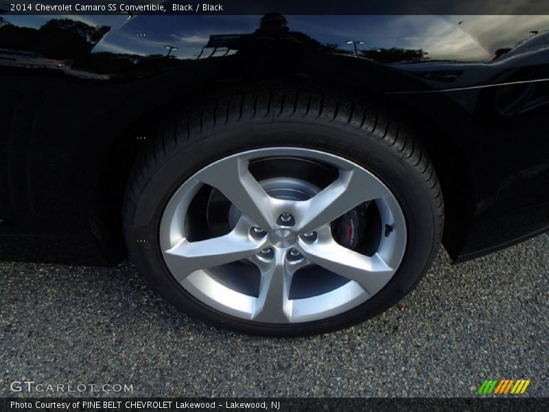  2014 Camaro SS Convertible Wheel