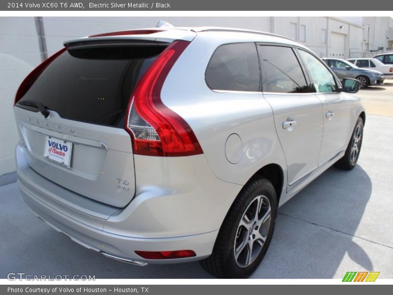 Electric Silver Metallic / Black 2014 Volvo XC60 T6 AWD