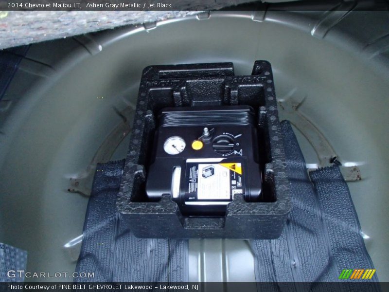 Ashen Gray Metallic / Jet Black 2014 Chevrolet Malibu LT