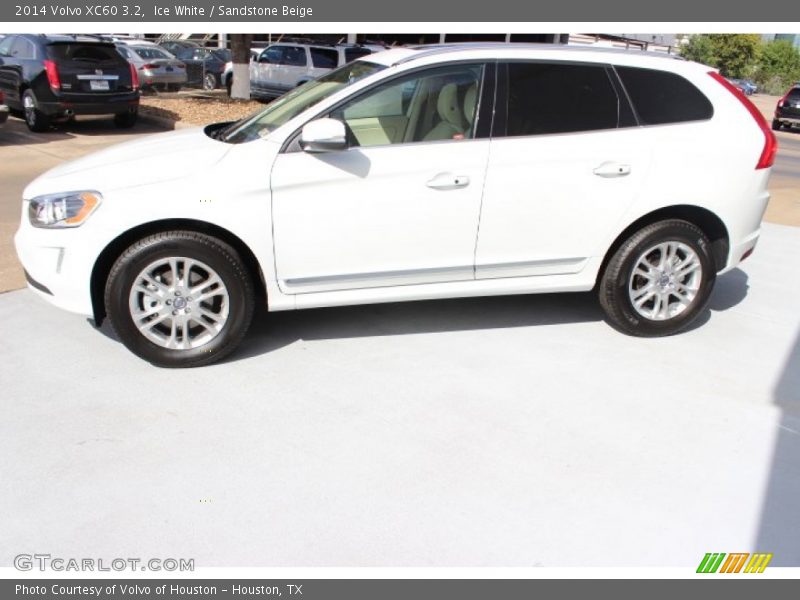 Ice White / Sandstone Beige 2014 Volvo XC60 3.2