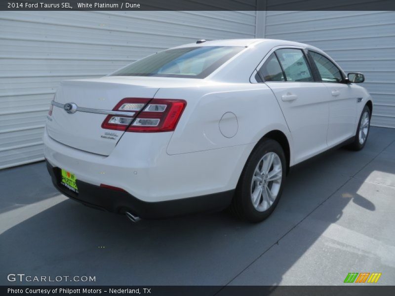 White Platinum / Dune 2014 Ford Taurus SEL