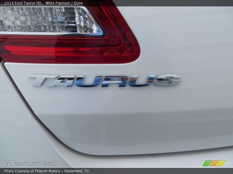 White Platinum / Dune 2014 Ford Taurus SEL